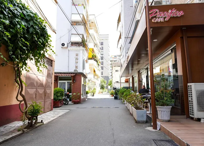 Cozy In The Heart Of !