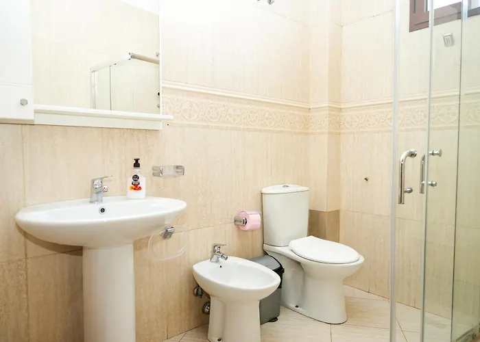 Cozy In The Heart Of ! 地拉那